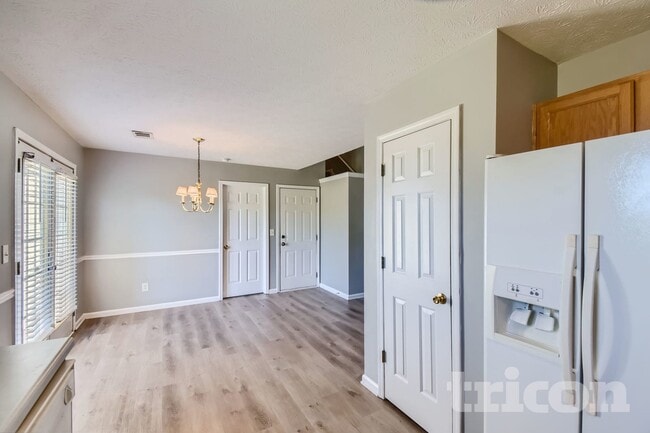 Photo - 790 White Dove Dr