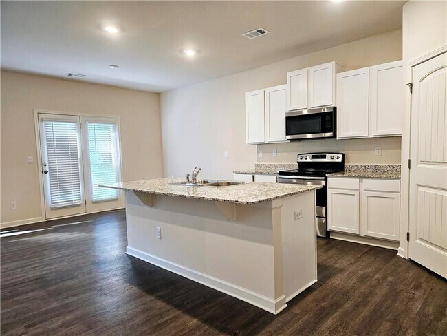 Photo - 306 Walnut Grv Wy