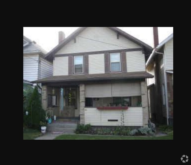 Building Photo - 1815 Victoria Ave Unit 1815 Rental