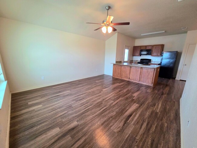 Photo - AVAILABLE SOON! (SECTION 8 ACCEPTED)
