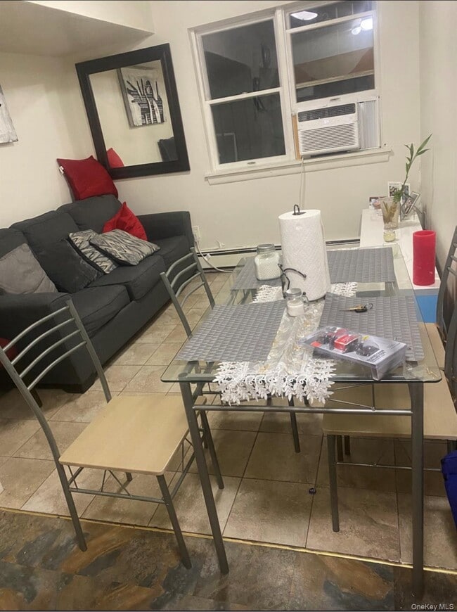 Photo - 16 Knowles St Unit 1st Floor