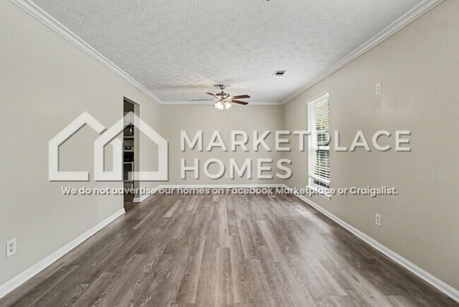 33 Heery Rd