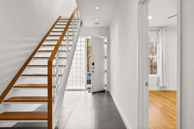 Photo - 3344 Miro Pl