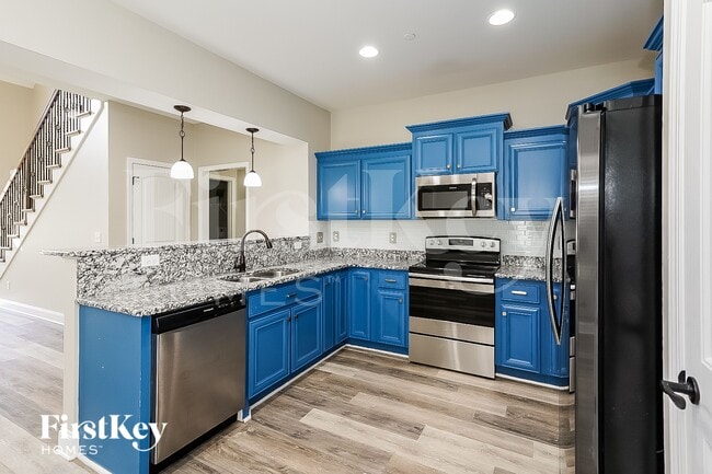 Photo - 2002 Azalea Ct