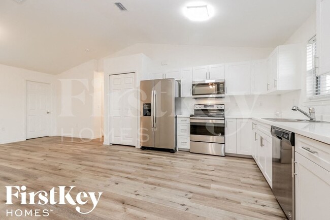 Photo - 3919 2nd St SW