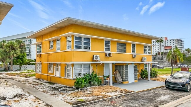 Building Photo - 101 154th Ave Unit 3