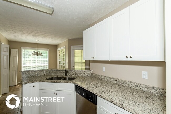 Photo - 121 Aristocratic Way