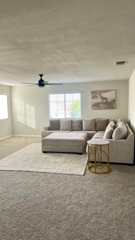 Photo - 549 Plum Way