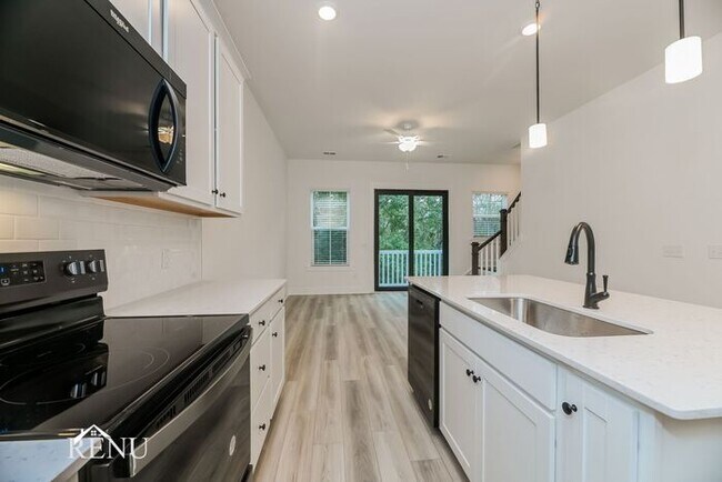 Photo - 4275 O'Hear Ave