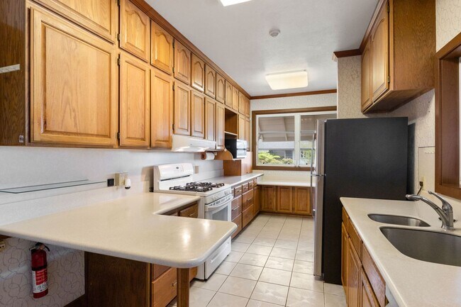 Photo - 2910 Nanihale Pl