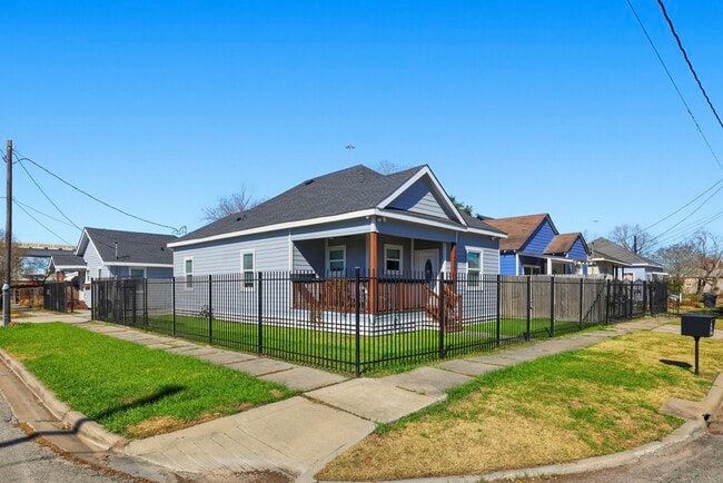 Photo - 1401 Sydnor St