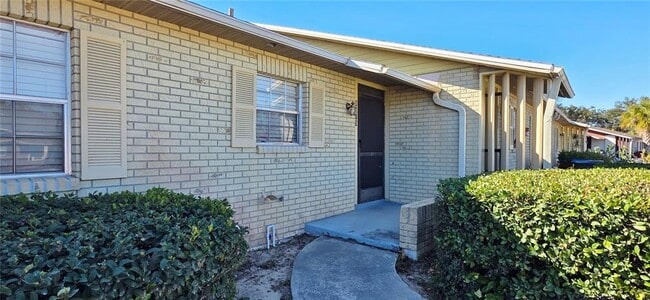 Photo - 9515 Fieldview Cir