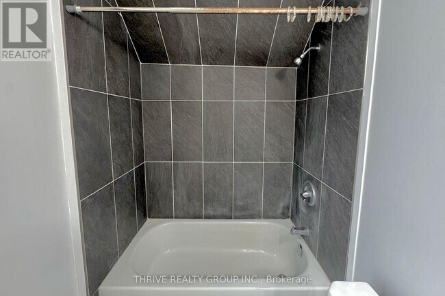 Photo - 119 McClary Ave