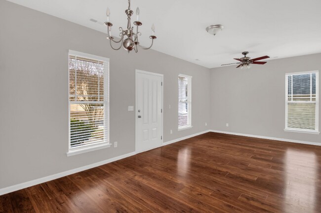 Photo - 4204 Spring Oak Dr