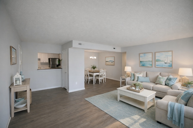 Living and Dining Room - Reserve At Lakeshore