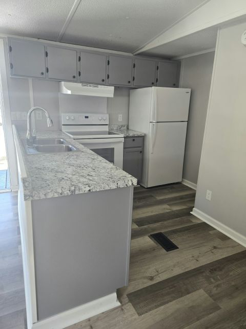 Photo - 1325 Wenlon Dr