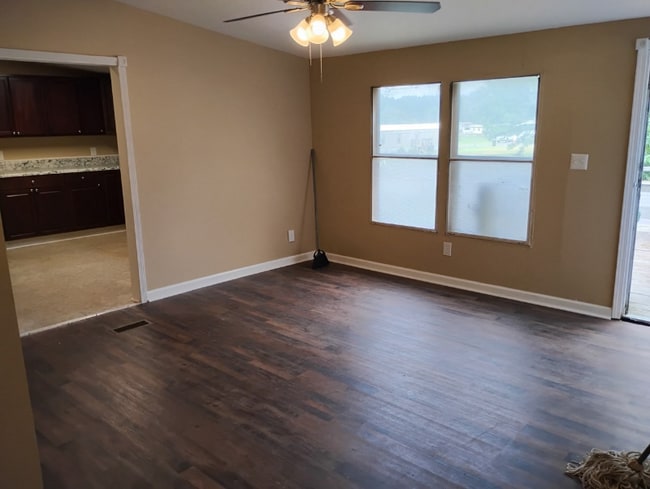 Photo - 202 Schooner Trail