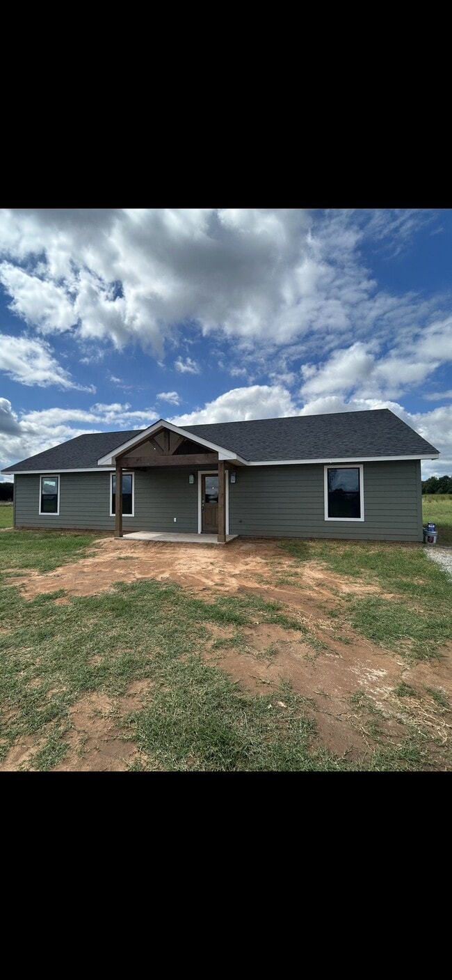 Building Photo - 20660 Rancho Rd