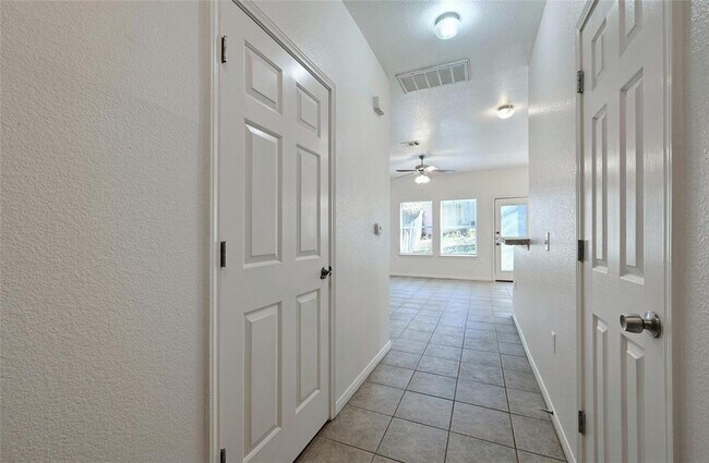 Photo - 1217 Delano St