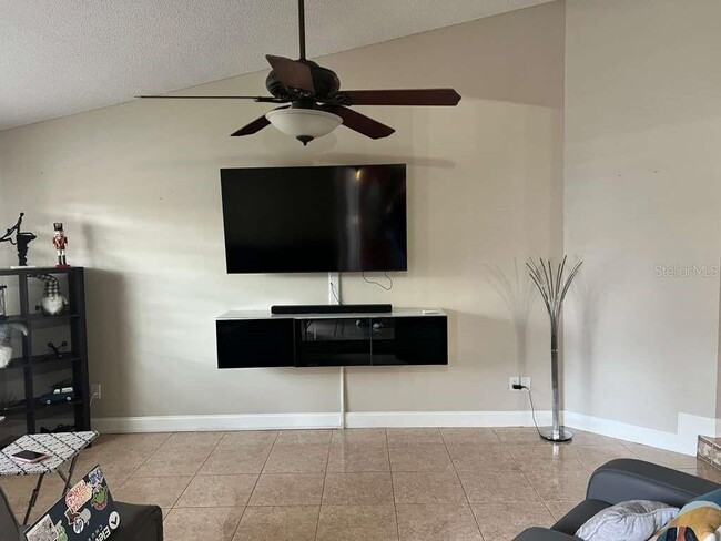 Photo - 20812 Maxim Pkwy