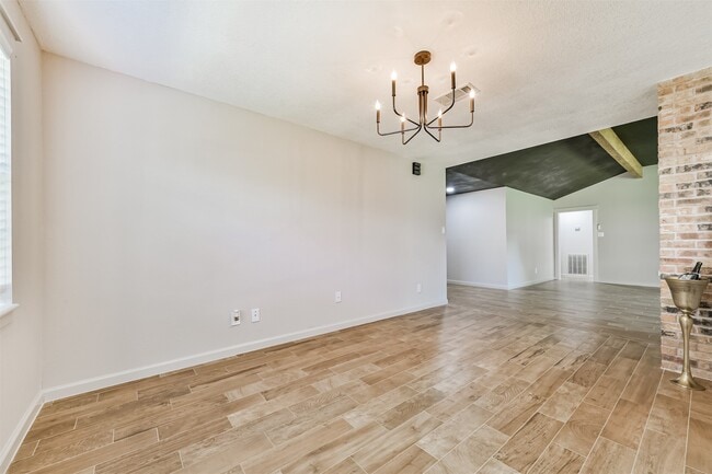 Photo - 1413 23rd Ave N