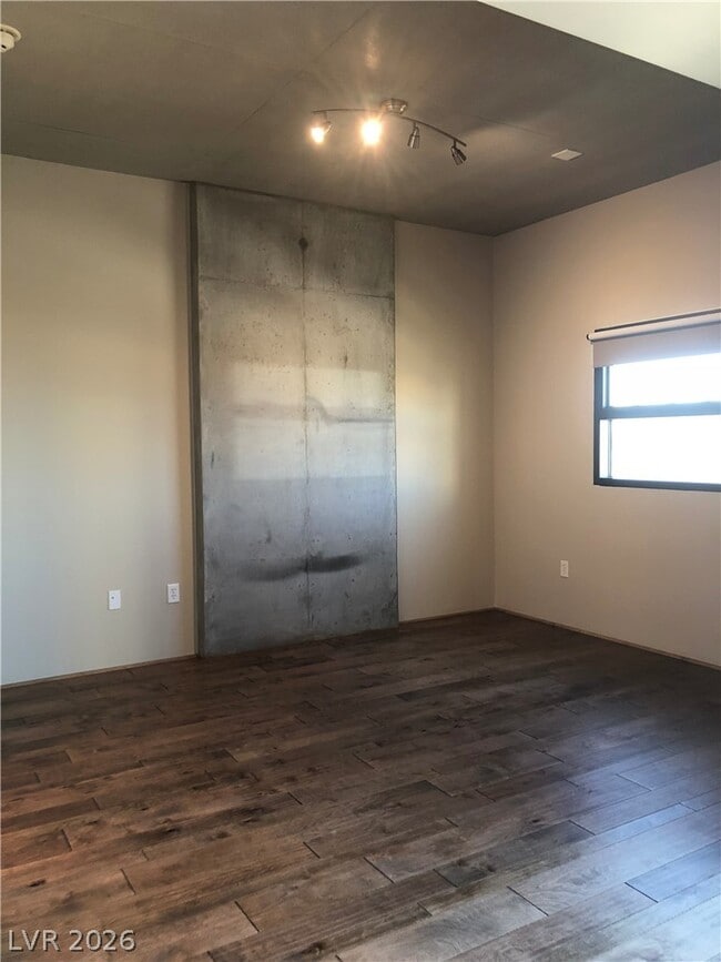 Photo - 353 E Bonneville Ave Unit 621