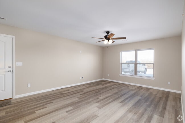 2 habitaciones, 2 baños, 119,5 m², sala de estar - Autumn Leaf Apartment Homes