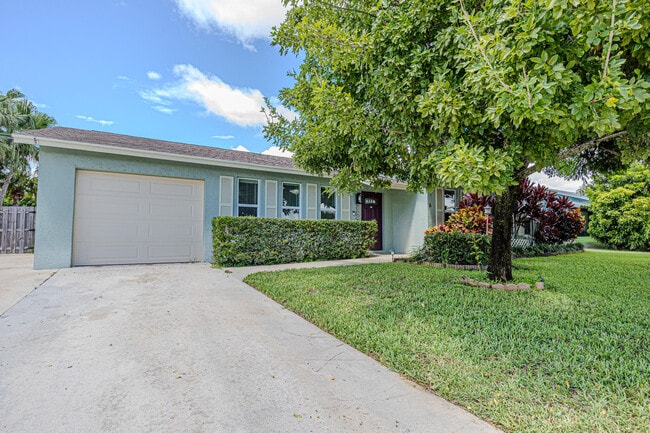 Photo - 787 Carissa Dr