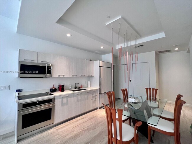 Photo - 55 SW 9th St Unit 4109