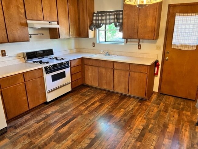 Photo - "L" Street in Sugar Pine