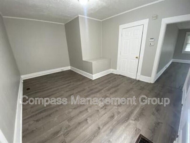 Photo - 1619 Washington Ave