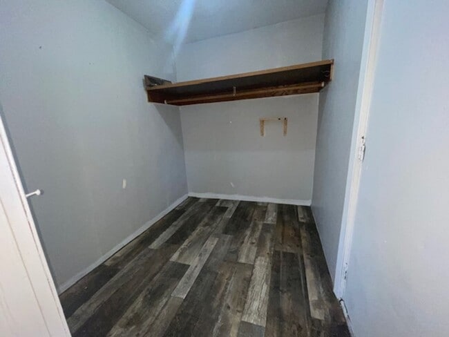 Photo - 713 S Duluth Ave Unidad Duluth