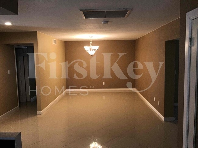 Photo - 6025 W Evans Dr