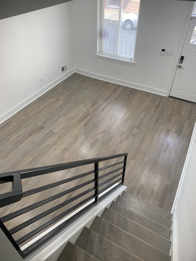 Photo - 2532 W Montgomery Ave