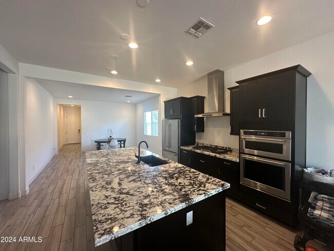 Photo - 10864 W Marshall Ave