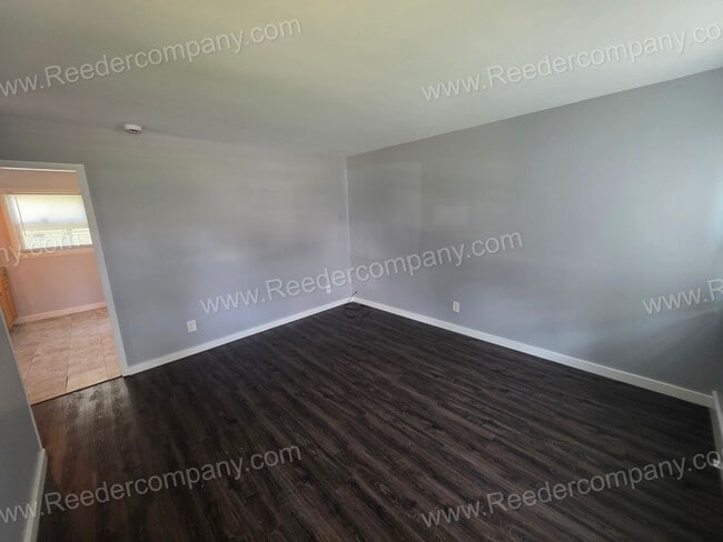 Photo - 7736 Beech Ave