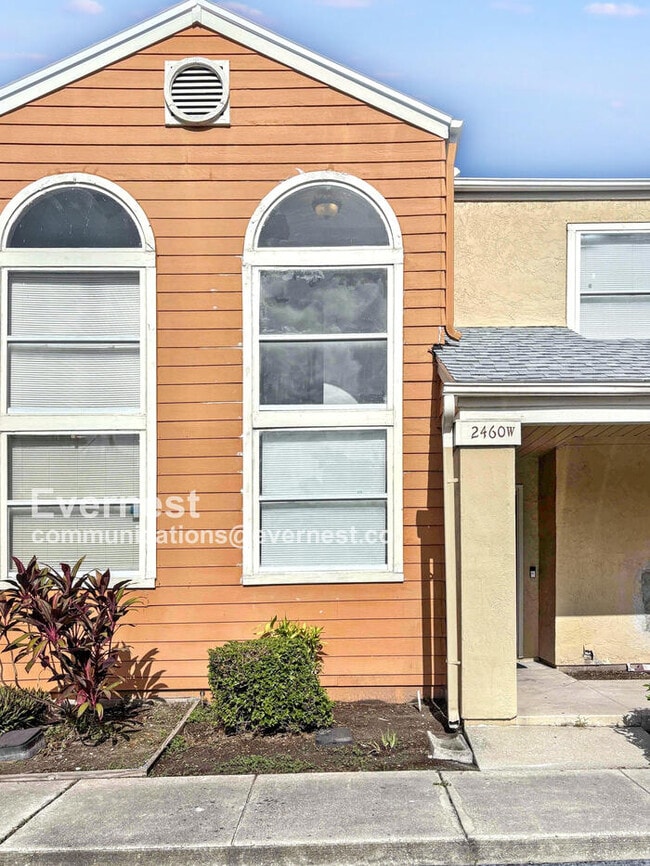 Building Photo - 2460 Summerfield Way Rental