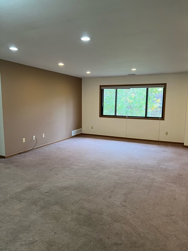 Photo - 2550 Hidden Cir