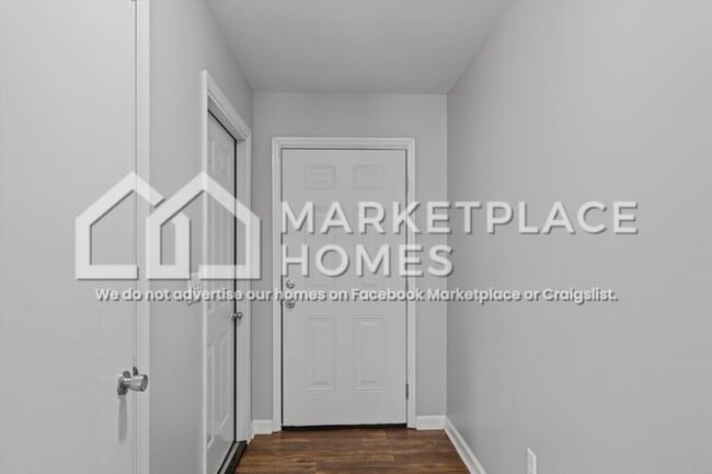 Photo - 2834 Brentway Dr