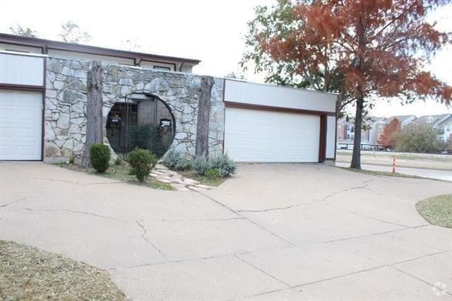 Building Photo - 5325 Wendel Dr Rental