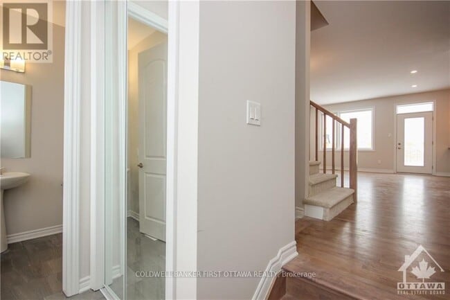 Photo - 72 Focality Cres