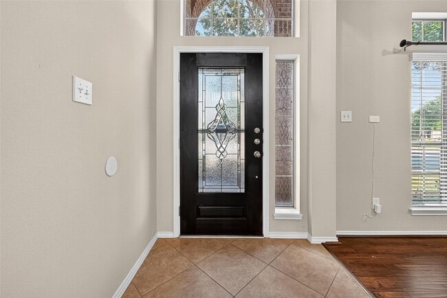 Photo - 2606 Waterbrook Ln