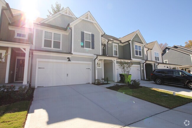 Building Photo - 3 Bedroom, 2.5 Bath with 2 Car Garage! - P... Rental