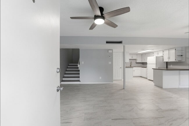 Photo - Well-maintained 2-bedroom, 1.5-bath townhome in the heart of Central Phoenix!