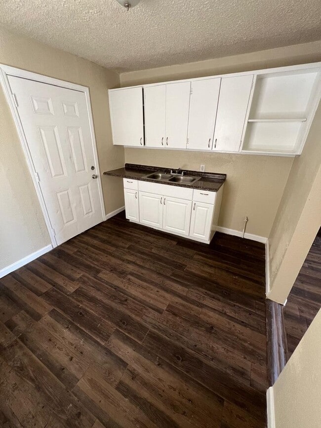 Photo - $0 First Month's Rent / $0 Deposit at Move-in