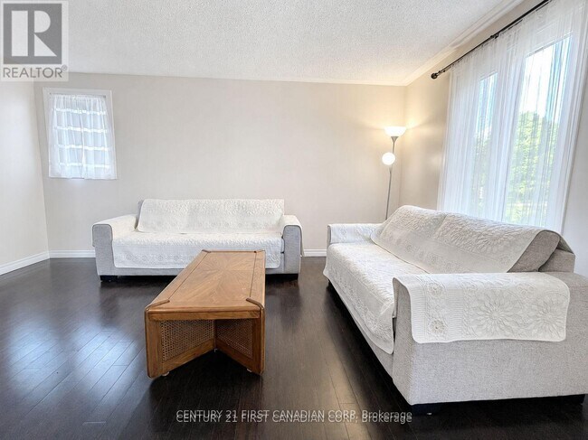 Photo - 1341 Aldersbrook Rd