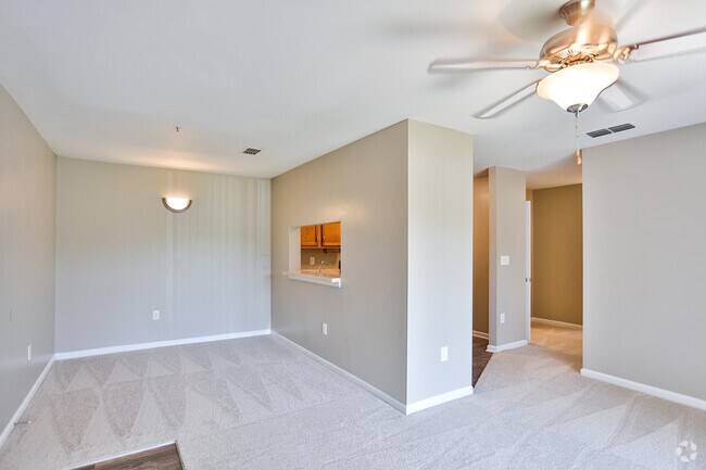 2BR, 2BA - Nottingham Apartments