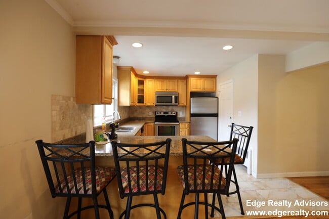 Photo - 20 Cummings Rd Unit 2