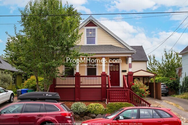 Building Photo - Charming King Neighborhood Retreat: Stylis... Rental