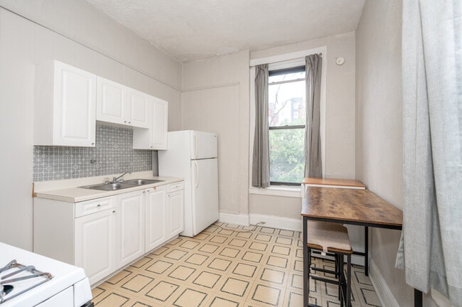 Photo - 120 Lyon St Unit 3